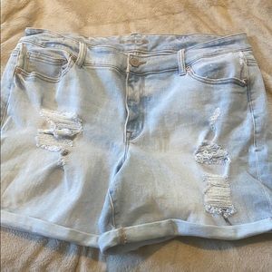 Maurices blue Jean Bermuda shorts. Never worn.